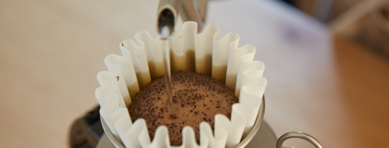 新鮮な豆でのおいしいコーヒーの淹れ方